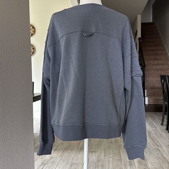 NWOT Free People Crew Neck Sweatshirt Sleeve Pocket Blue Oversized Movement Gym - Picture 2 of 13